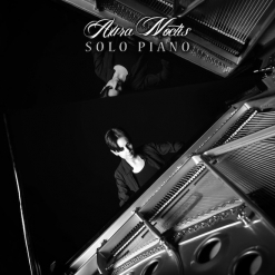 Cover image of the album Solo Piano by Aura Noctis