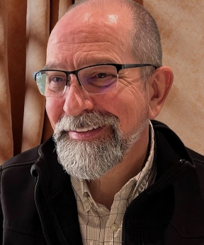 Image of artist Andy Mitran