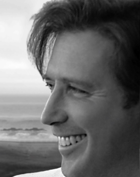 Image of artist Byrne Elliott