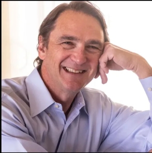 Image of artist David Fogel