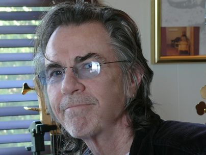 Image of artist Erik Scott