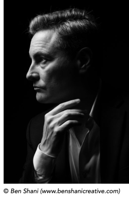 Image of artist Fabio Banegas