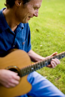 Image of artist James Filkins