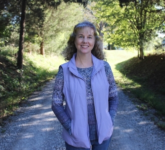 Image of artist Marcia Wells