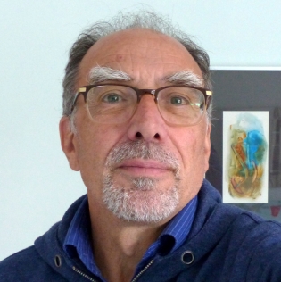 Image of artist Roger Evernden