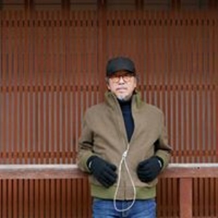 Image of artist Takashi Suzuki