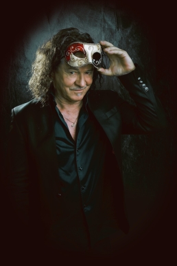 Image of artist Thomas Roth