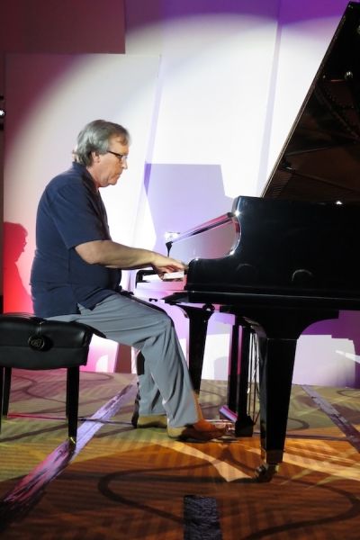 Interview with Wayne Gratz, image 8